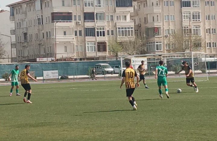 Keşanspor'un Ligde Kalma Hayali Sona mı Eriyor?
