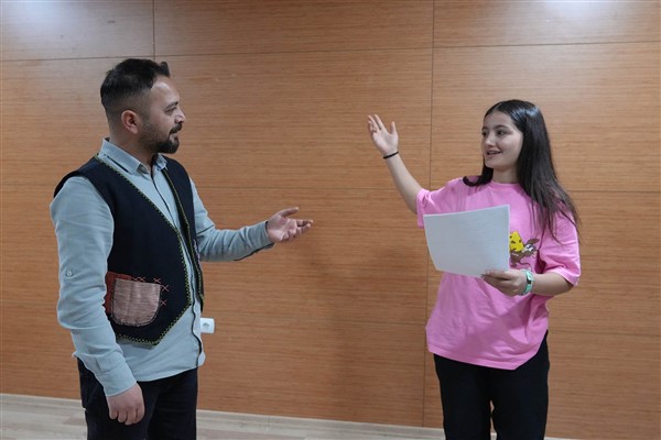 Keçiören Belediyesi'nden güzel sanatlar liseleri ve fakültelerine yönelik eğitim