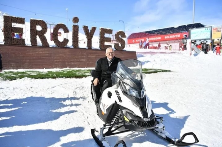 Erciyes'te Dünya Kar Motosikleti Şampiyonası
