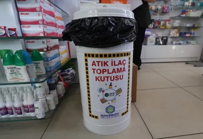 Bakırköy’de Atık İlaçlar Güvenle Toplanıyor