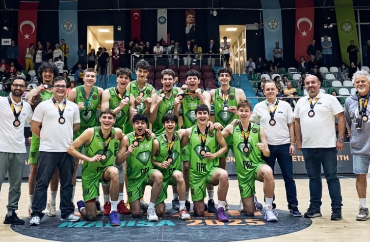 TOFAŞ Gençler Basketbolunda Bronz Madalya Kazandı
