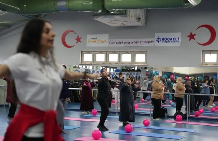 Kocaeli'de 13.700 kg'lık Obezite Zaferi
