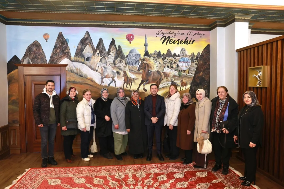 Nevşehirli Vatandaşlar Başkan Arı ile Görüştü