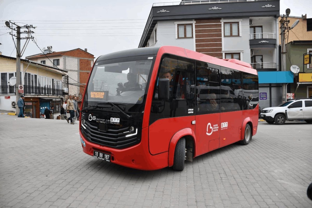 Balıkesir'de Köylere Yeni Pazar Ulaşımı
