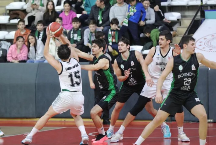 Sakarya Büyükşehir, Sezon Finalinde Galibiyet Hedefi
