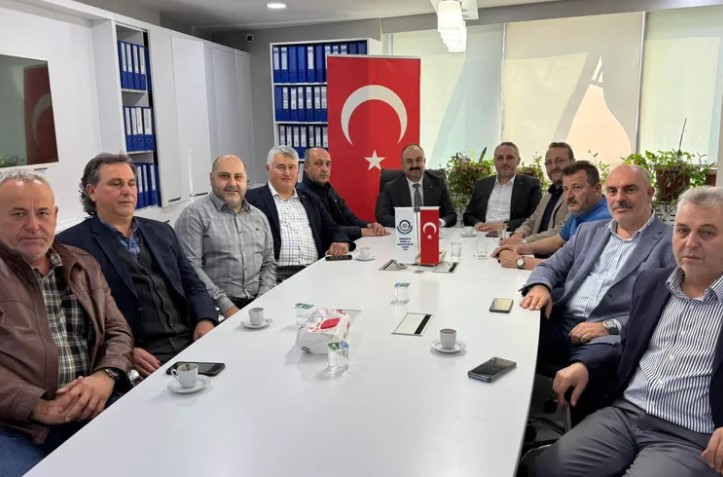 Akgül, Ümraniye'de Şileli Esnafla Buluştu
