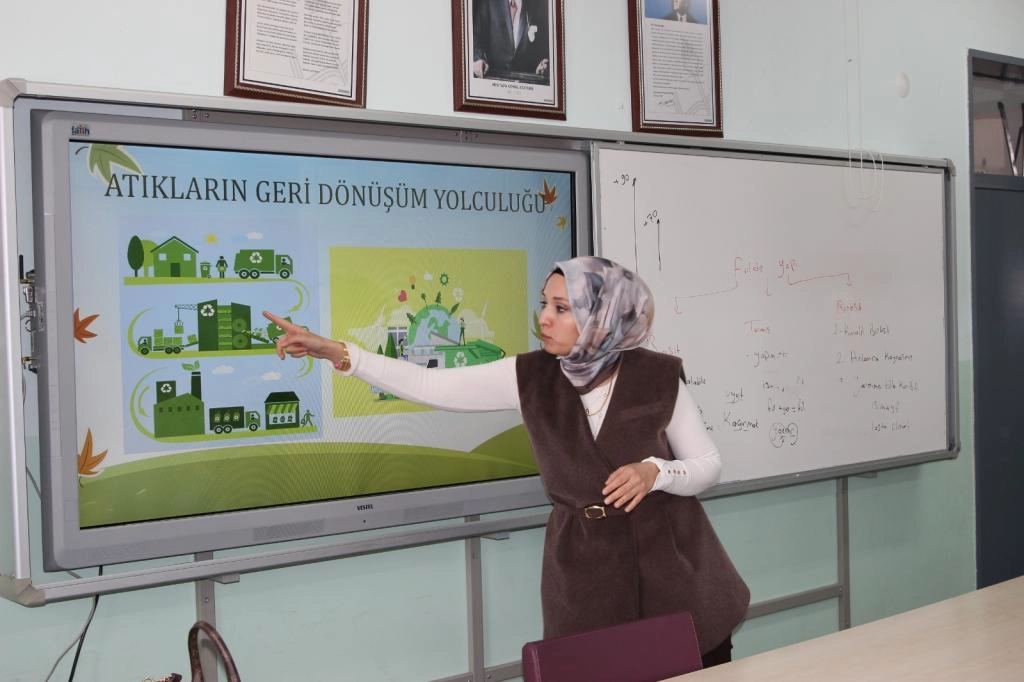 Kütahya Belediyesi’nden Çevreye Duyarlı Nesiller İçin Eğitim