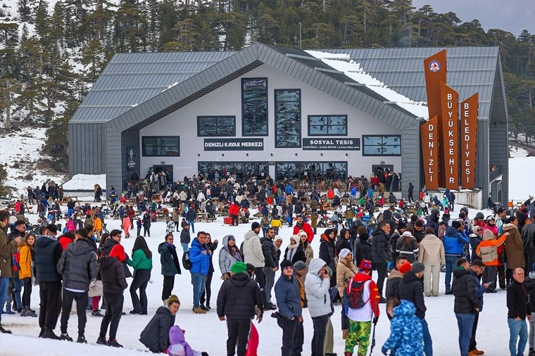 Denizli’de Kayak Sezonu Başlıyor