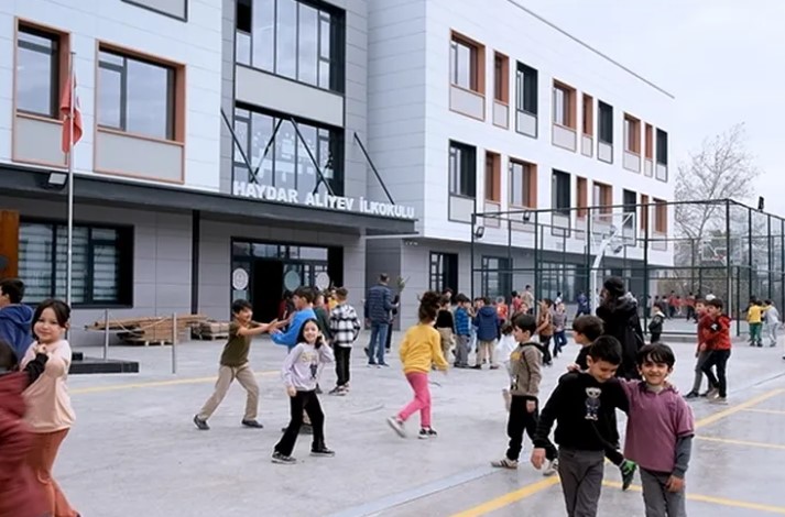 Kahramanmaraş'ta Depremzede Öğrenciler İçin Yeni Okul
