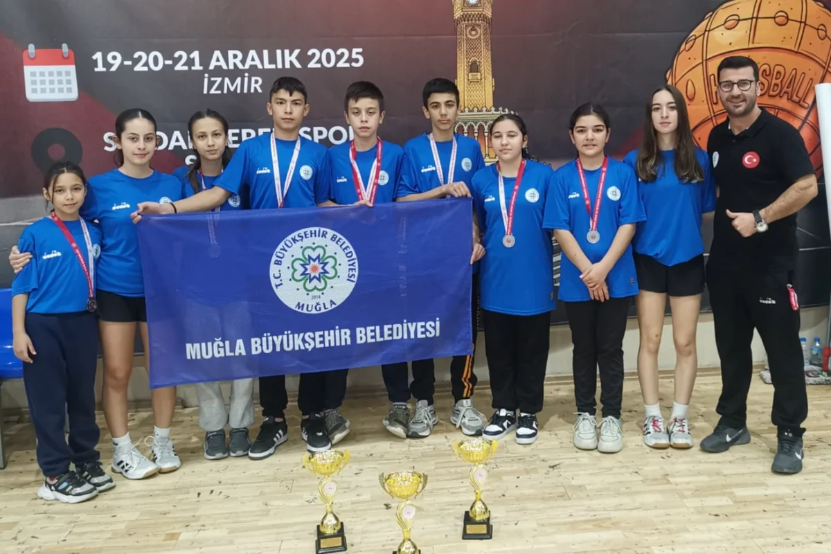 Muğlalı Sporcular İzmir’de 4 Gümüş Madalya Kazandı