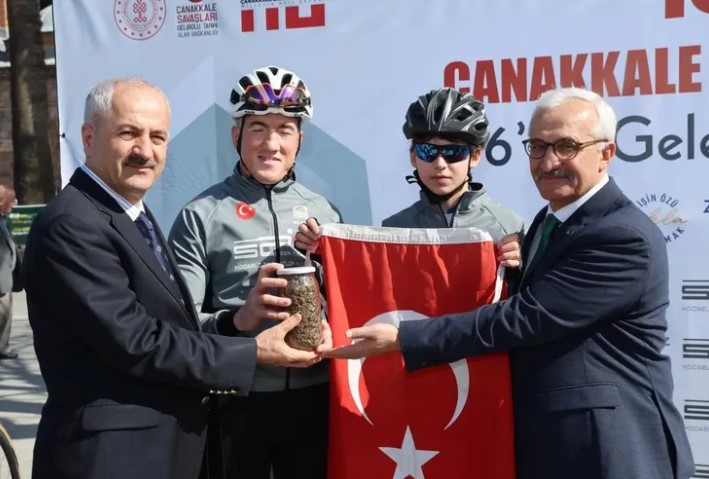 Gebze'den Çanakkale'ye Şehitlere Bisiklet Turu
