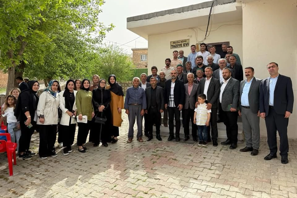 AK Parti Mardin'de 701 Mahallede Vatandaşla Buluşma
