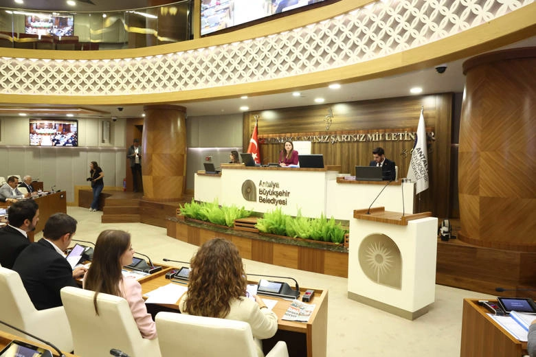 Antalya Büyükşehir'in 2024 Hesapları Onaylandı
