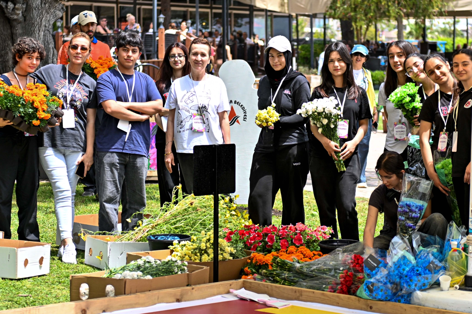 Antalya'da Çiçek Desenleri Günleri başladı
