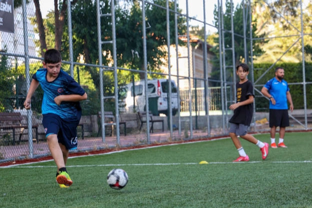 Antalya'da Futbol Akademisi Yeni Sezona Başladı
