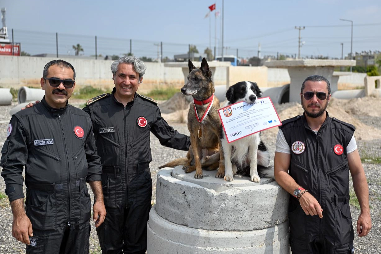 Ares ve Rex: Uluslararası arama kurtarmada zirveye!

