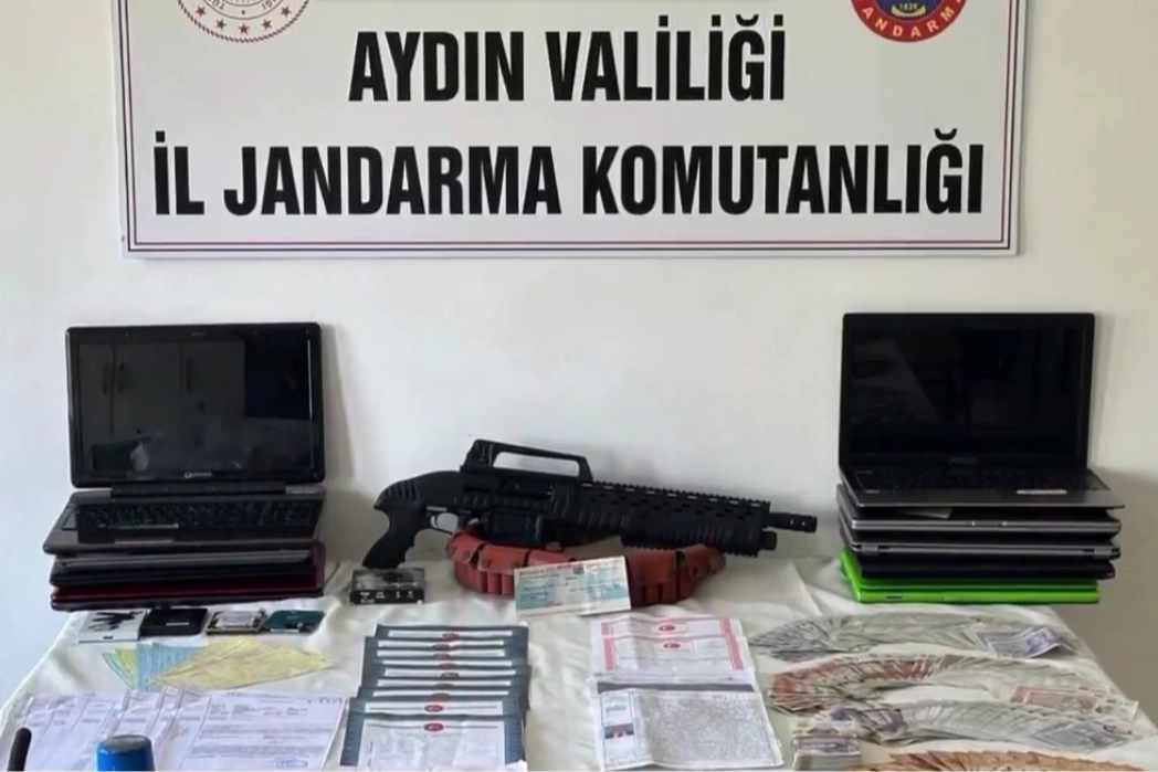 1 Milyarlık Dolandırıcılık Çetesi Çökertildi
