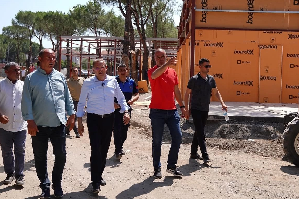 Ayvalık'ta Altınova Yol Çalışmaları Tamamlandı
