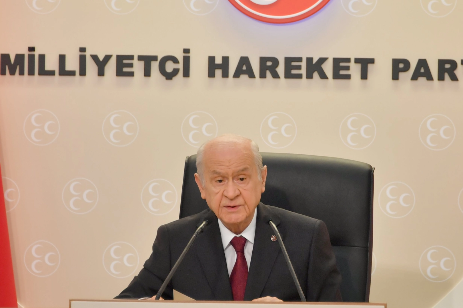 Bahçeli'den Türkeş'e Anlamlı Vefat Yıldönümü Mesajı
