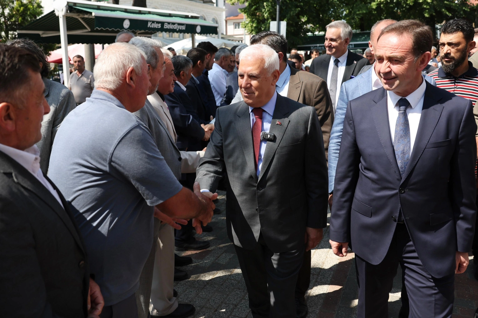 Bozbey, Keles'te Çiftçilere Destek Vadetti
