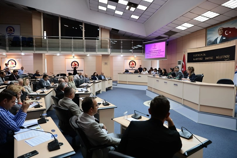 Denizli'de Bebekli Ailelere Mama Desteği
