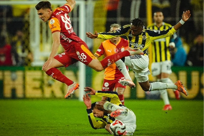 Derbide Skor Eşitlendi: 1-1