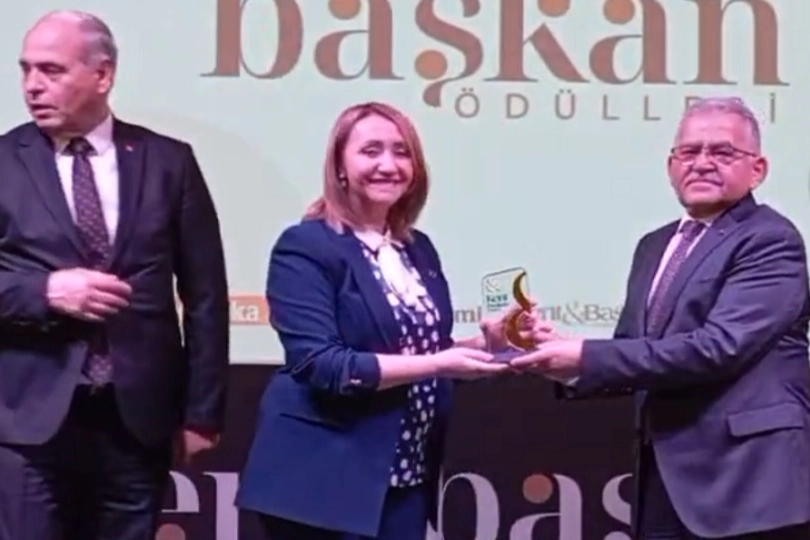 Pazaryeri Belediyesi'ne Ulusal Başarı Ödülü
