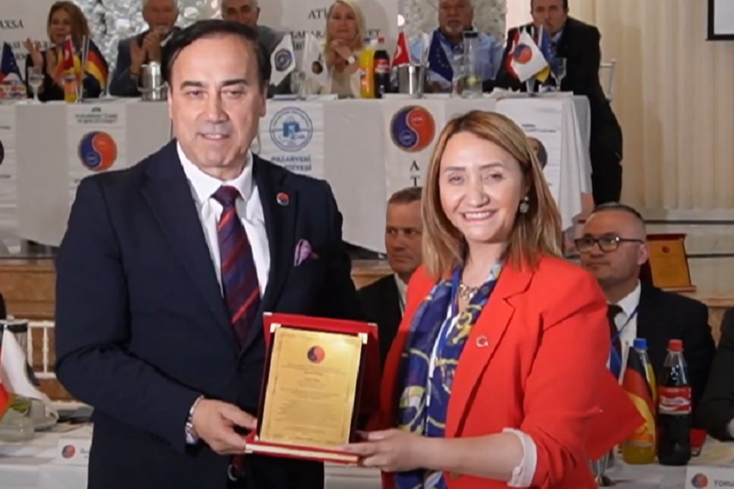 Bilecik Belediye Başkanı'nın Avrupa'da Diplomasi Başarısı
