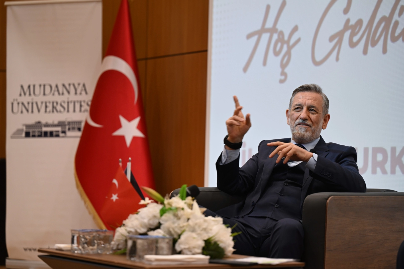 Burkay'dan gençlere AI ve girişimcilik çağrısı
