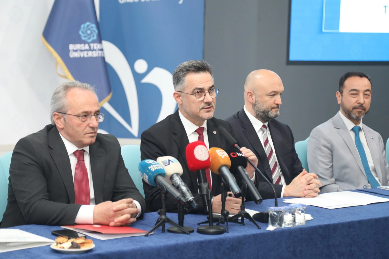 BTÜ'den Liselilere İki Dev Eğitim Projesi
