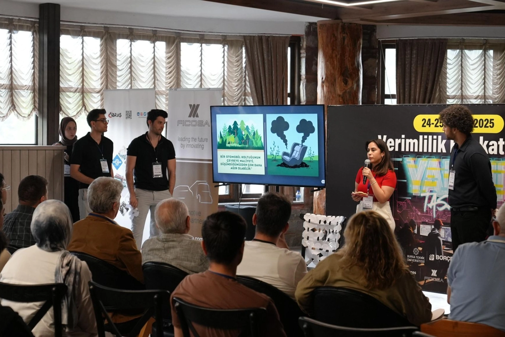 BTÜ Öğrencileri Hackathon'da Birinci Oldu
