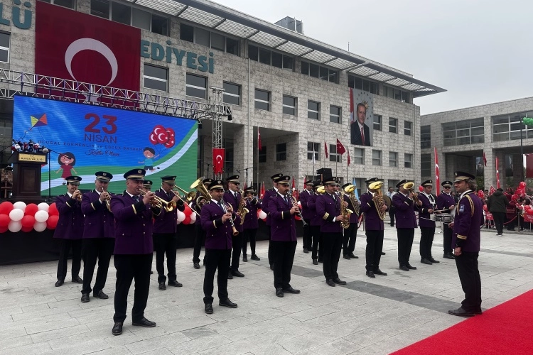 Bursa'da 23 Nisan'ın Coşkulu Kutlaması
