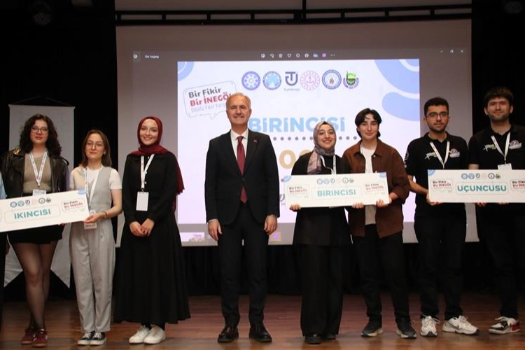 İnegöl'de Öğrenci Fikirleri Yarıştı
