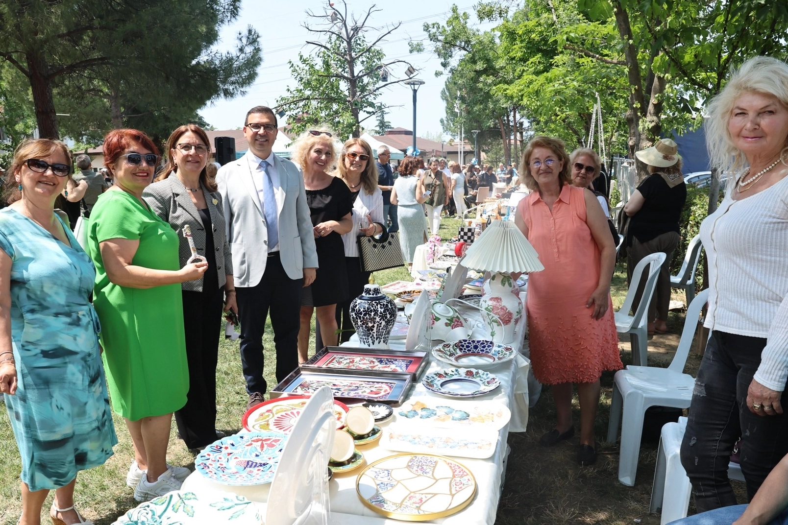 Nilüfer'de 800 kursiyerin yıl sonu gösterisi büyük beğeni topladı
