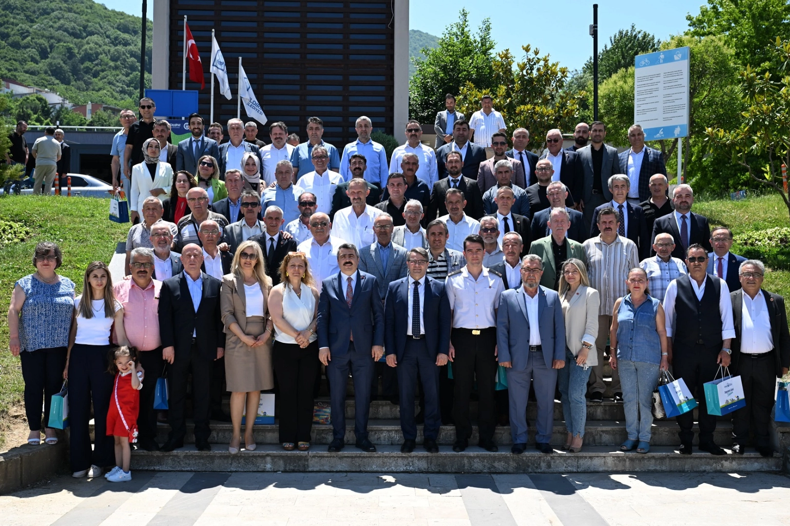 Yıldırım Belediye Başkanı, Bayramlaşma Töreni Düzenledi
