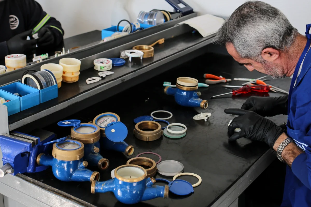 ASKİ Tasarruf İçin Sayaçları Yeniliyor