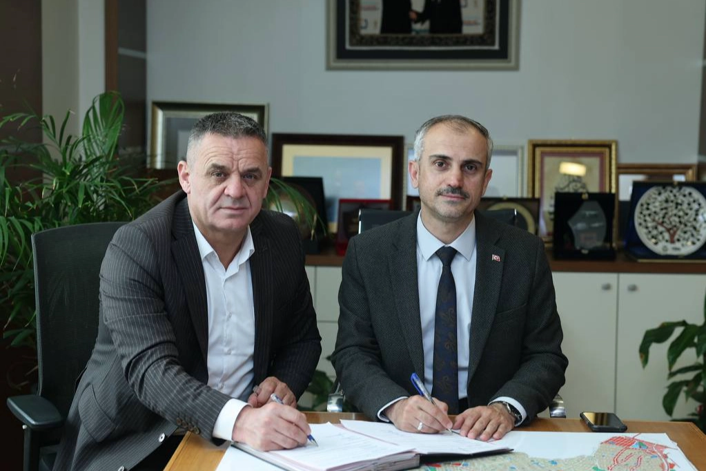 Çayırova Belediyesi İş Sözleşmesini İmzaladı
