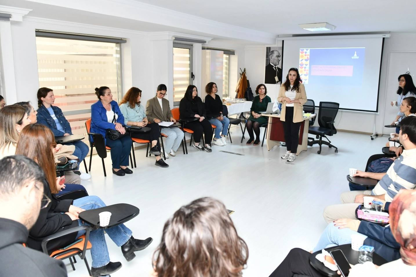 Çiğli'de Kadına Şiddete Karşı Eğitim
