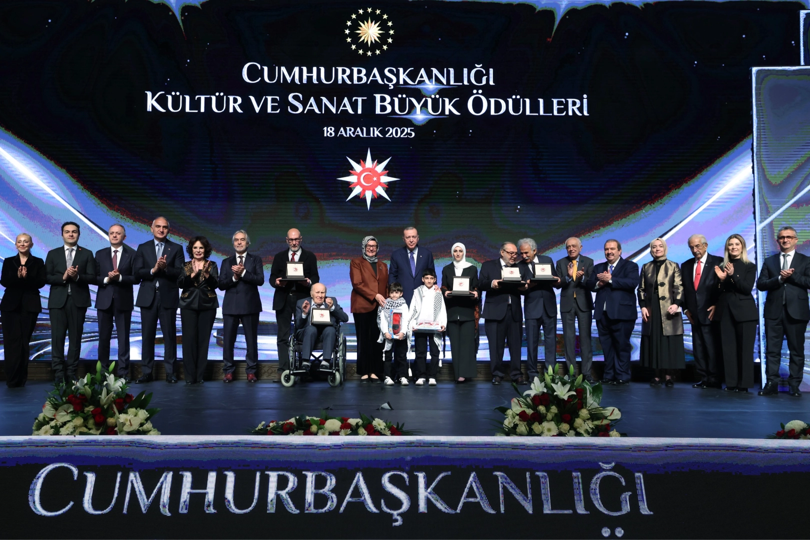 Cumhurbaşkanlığı büyük ödülleri sahiplerini buldu... Erdoğan'dan kültür ve sanat vurgusu