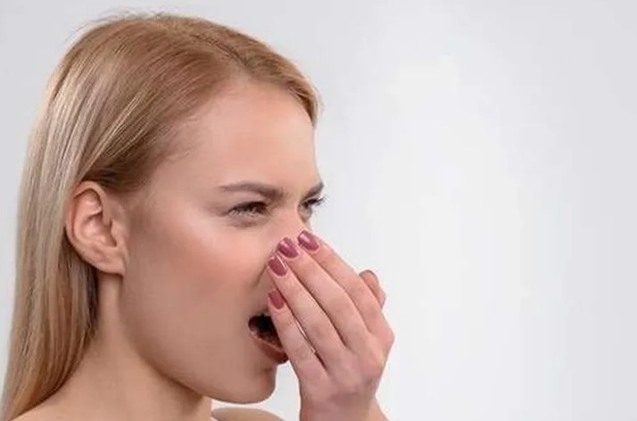 Mideden Gelen Ağız Kokusunun Tedavisi
