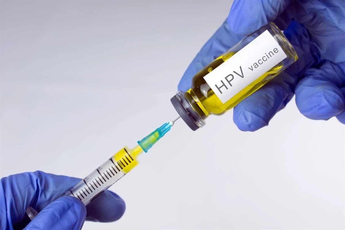 Büyükşehir Gençlere Ücretsiz HPV Aşısı Sağlıyor