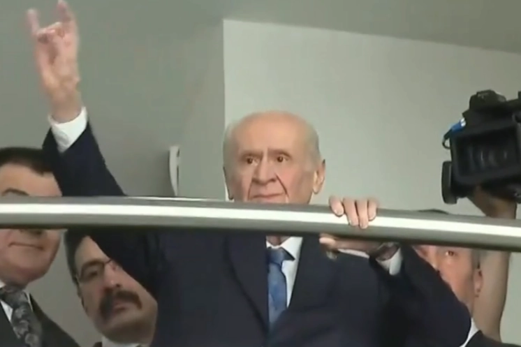 Bahçeli, Genel Merkez'de göreve geri döndü
