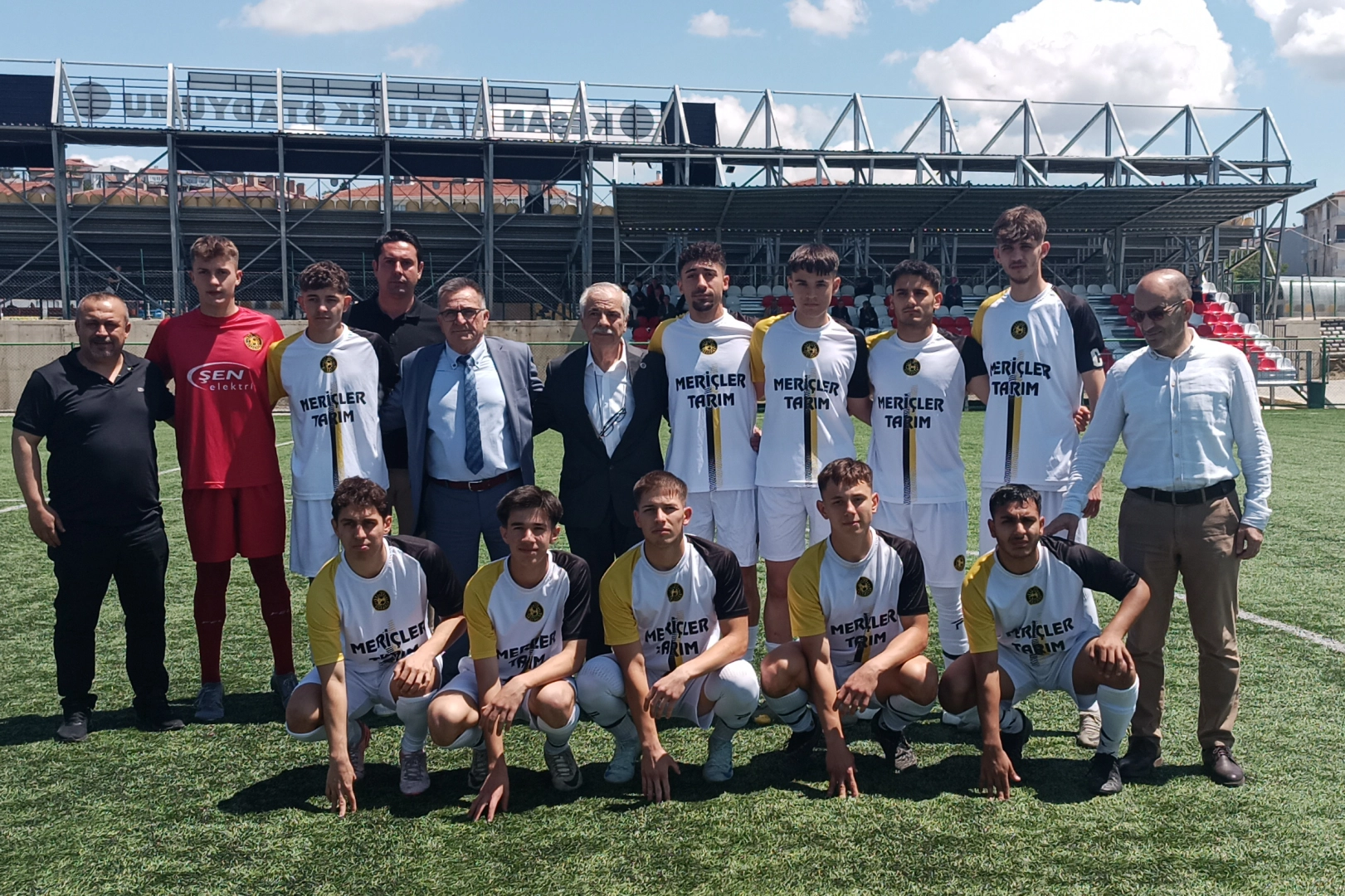 Keşanspor-Kozlukepir Dostluk Maçı Keşan'da Oynandı
