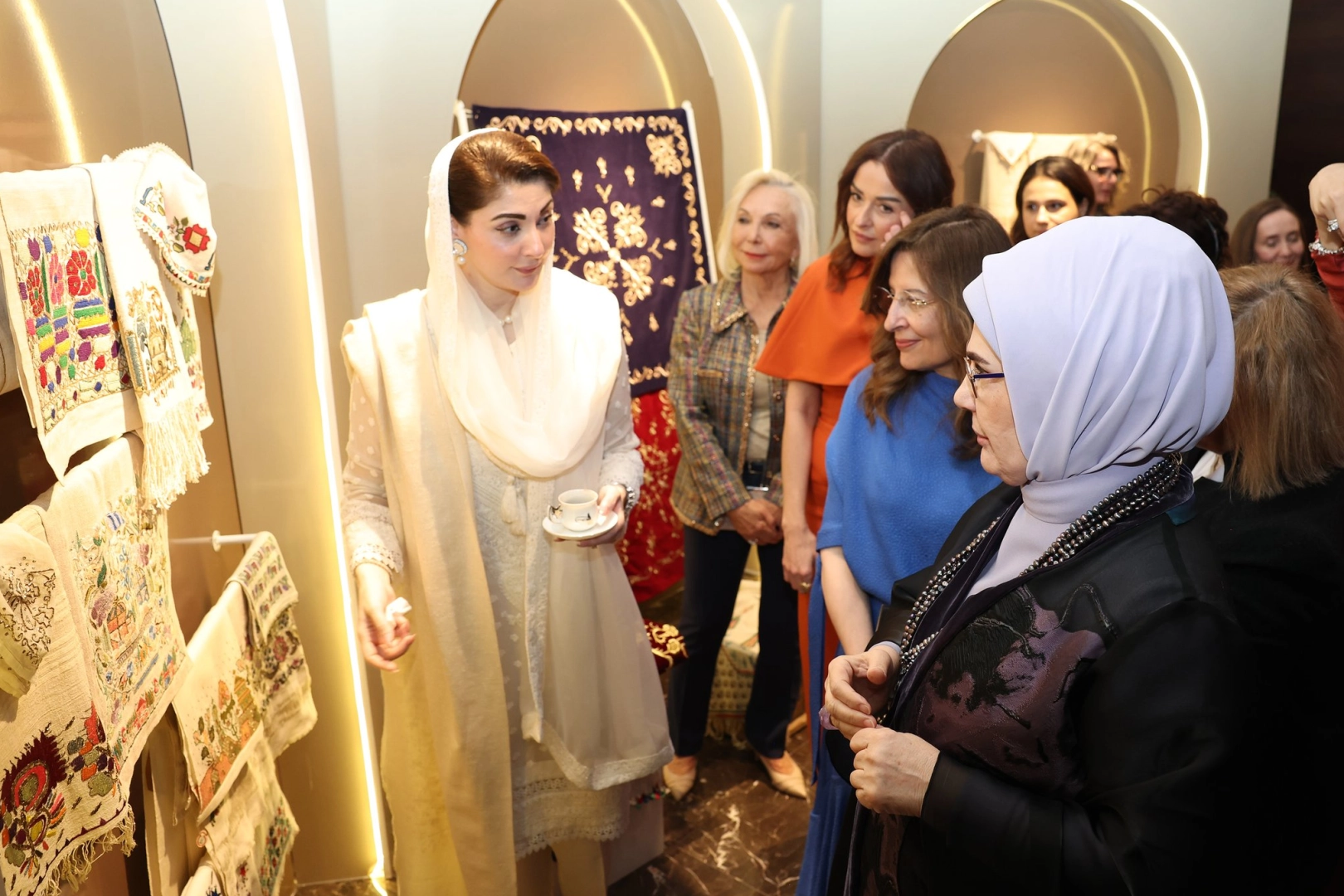 Emine Erdoğan, Lider Eşlerine Anadolu'yu Tanıttı

