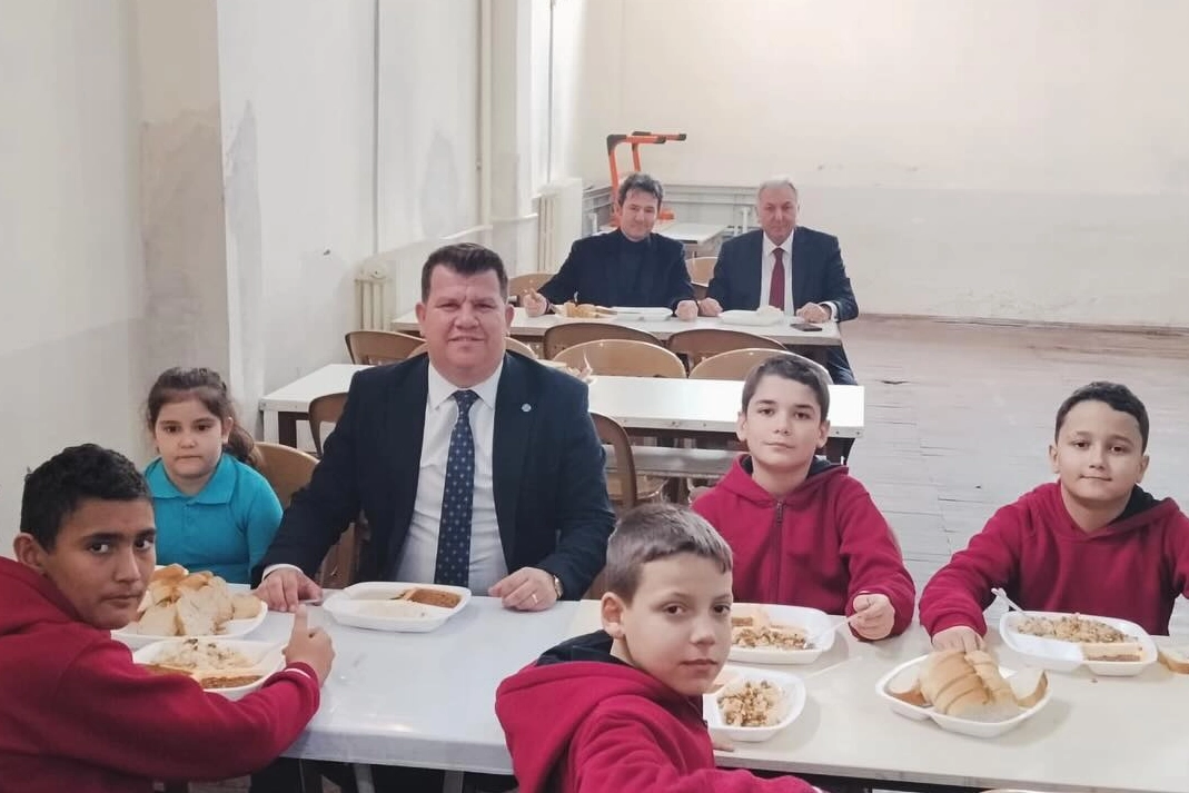 Edirne Keşan’da Öğrencilere Sağlıklı Yemek Dönemi