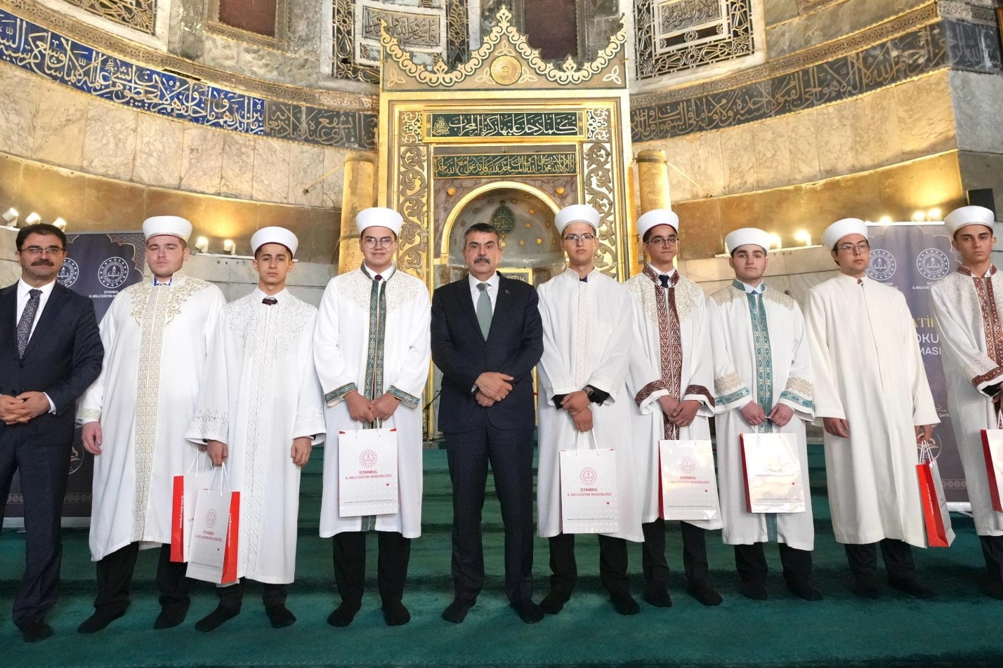Ayasofya'da Genç Hatipler Yarıştı
