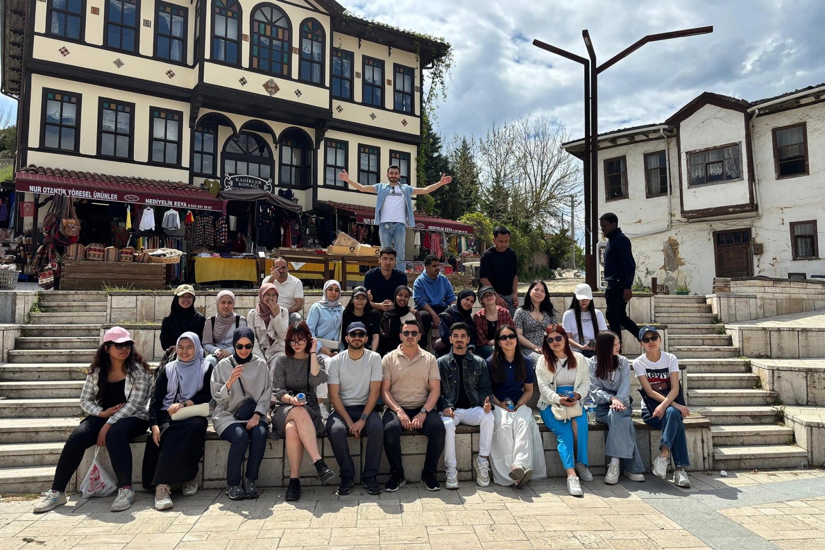 Sakarya Büyükşehir'den Gençlere Tarih ve Doğa Turu
