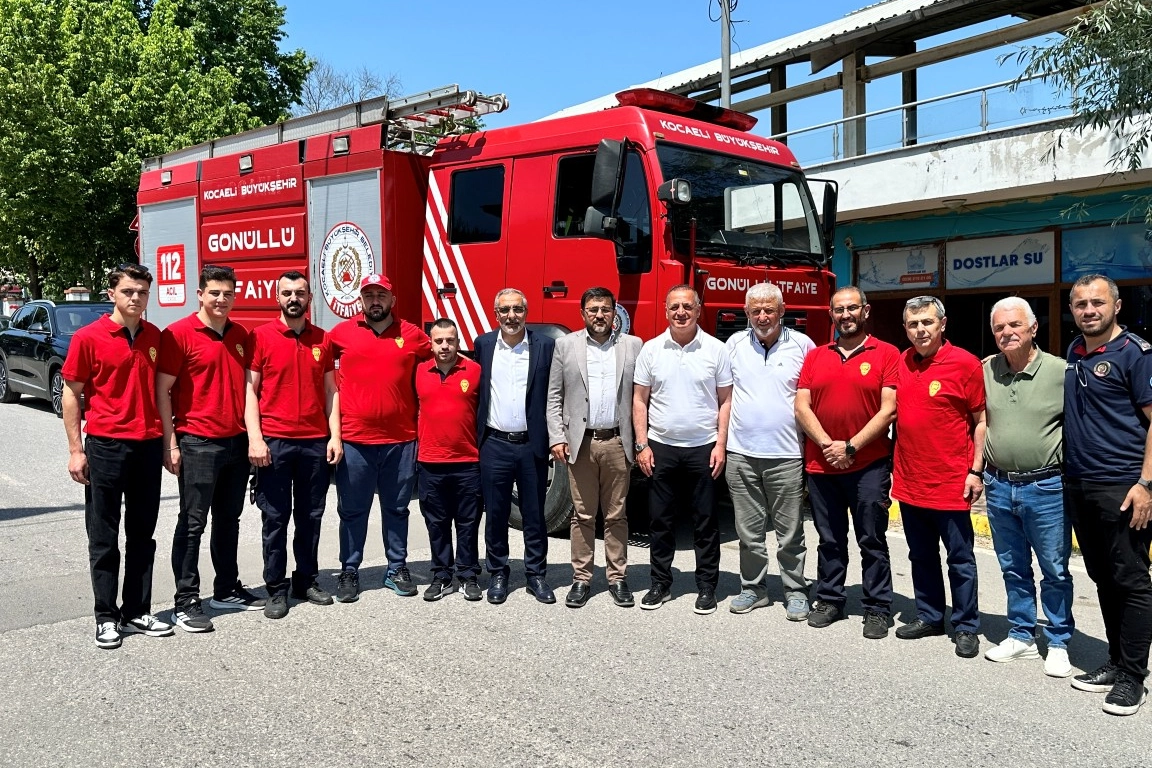 Kocaeli'nde Gönüllü İtfaiyecilere Teşekkür Ziyareti
