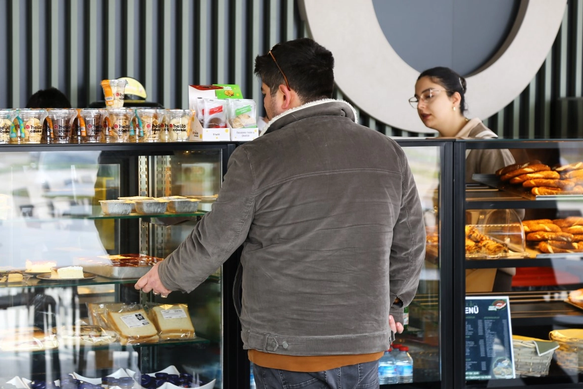 Kocaeli'de Yeni Halka Kafe Açıldı
