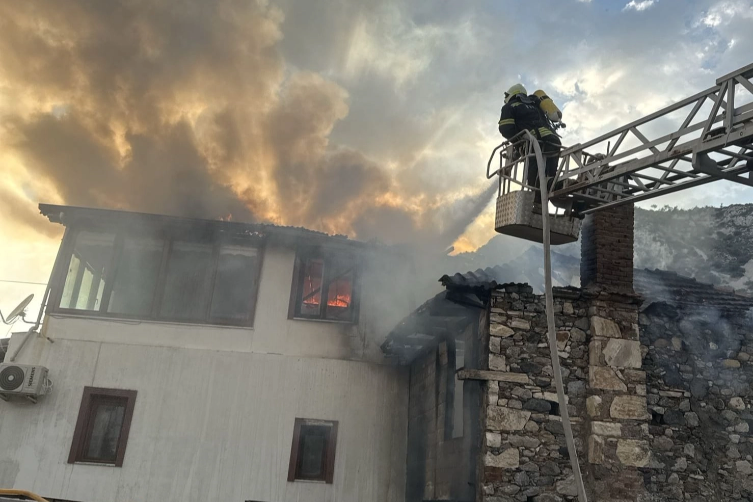 Muğla İtfaiyesi Bayramda 121 Olaya Müdahale Etti
